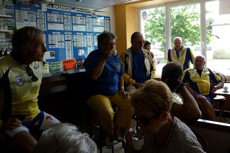 2011-05-21 25 Cafe.JPG